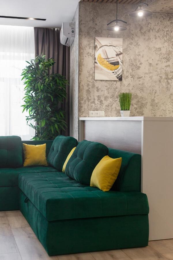 Royal Vip Apartment On Pidmurna 24 ลวีฟ ภายนอก รูปภาพ