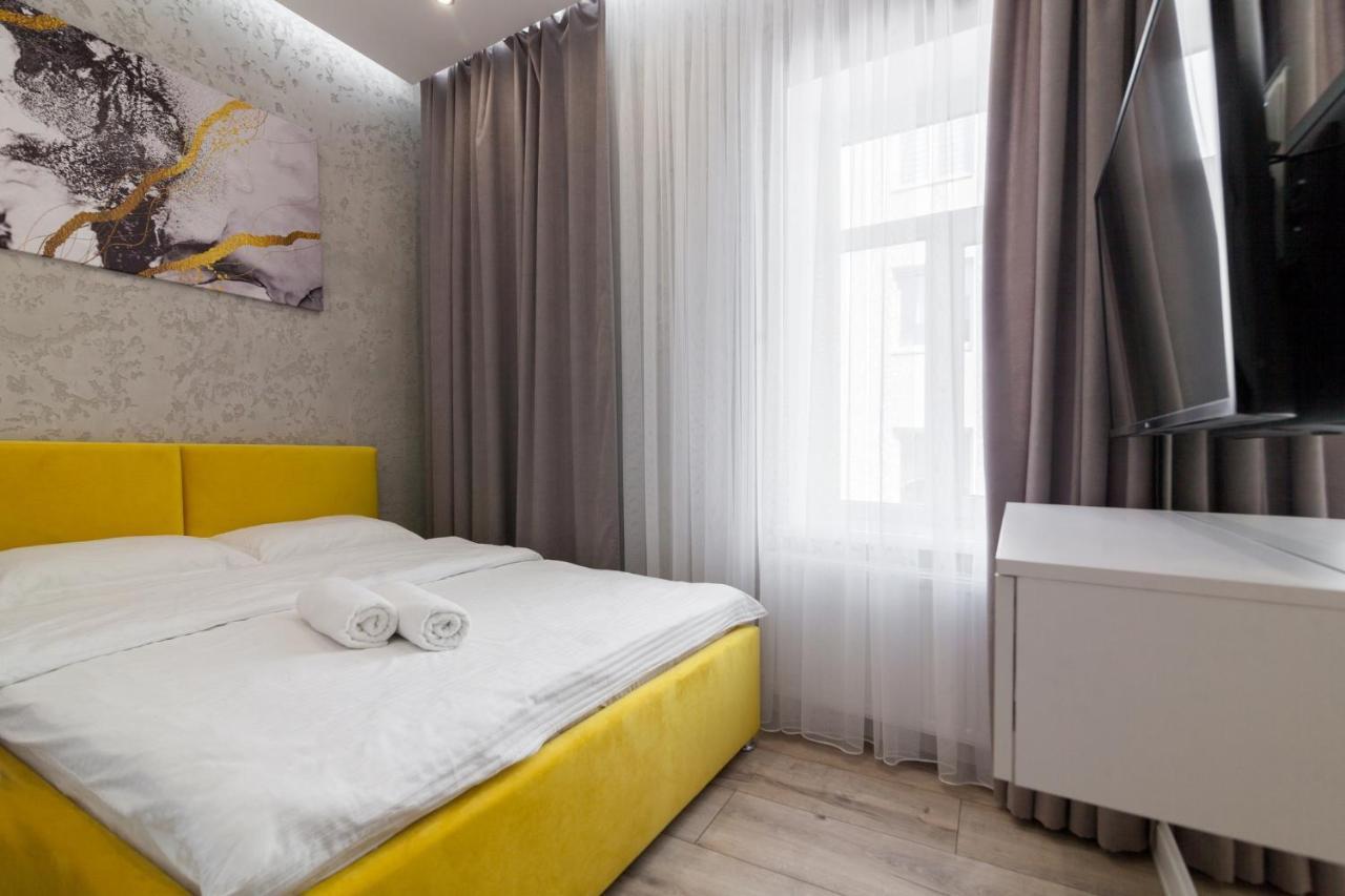 Royal Vip Apartment On Pidmurna 24 ลวีฟ ภายนอก รูปภาพ