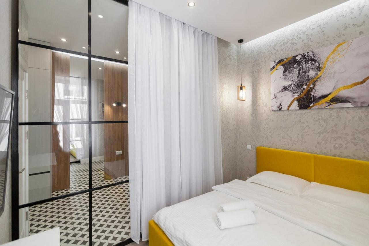 Royal Vip Apartment On Pidmurna 24 ลวีฟ ภายนอก รูปภาพ